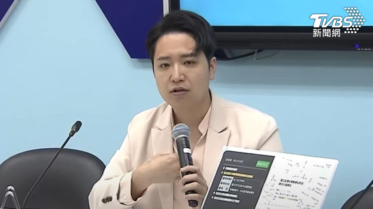 國民黨立委羅廷瑋親上火線回擊。（圖／TVBS）