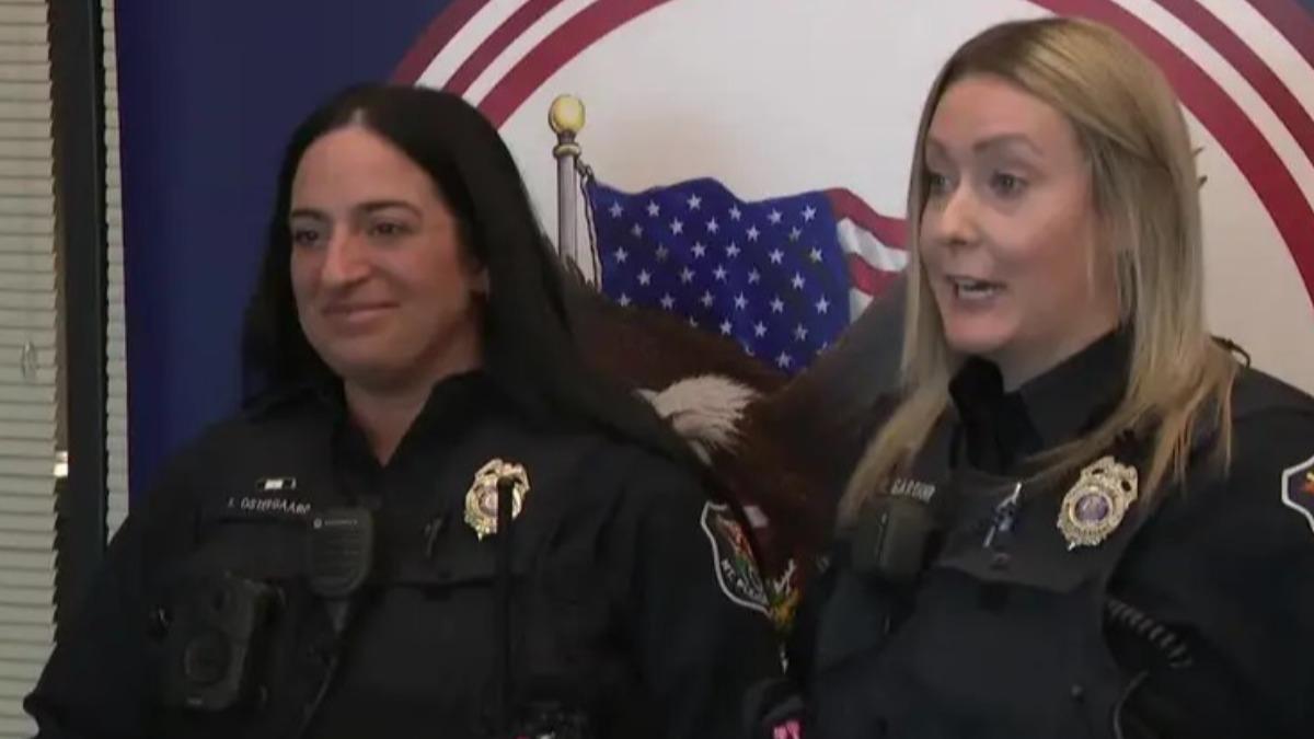 負責此案的2名警察。（圖／翻攝自Facebook@Village Of Mount Pleasant Police Department）