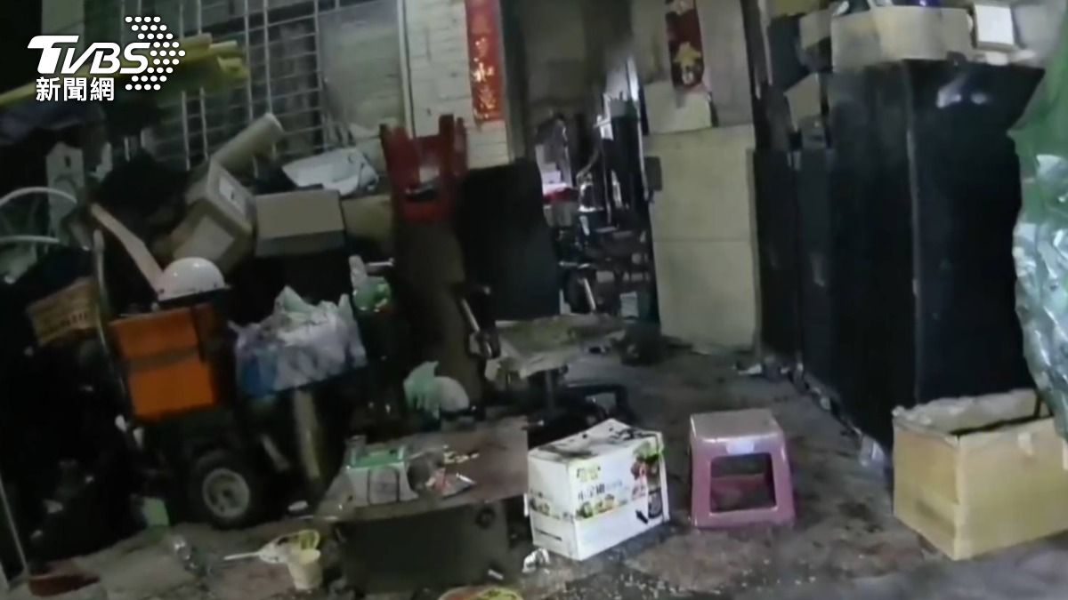 聚會喝酒卻沒帶夠錢 屏東女「酒瓶爆頭」砸死好友遭收押