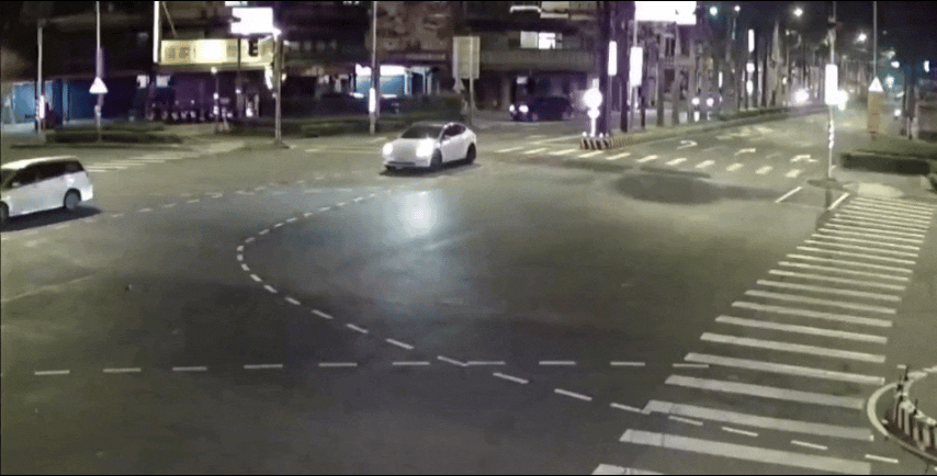 車禍監視器畫面。（圖／TVBS）