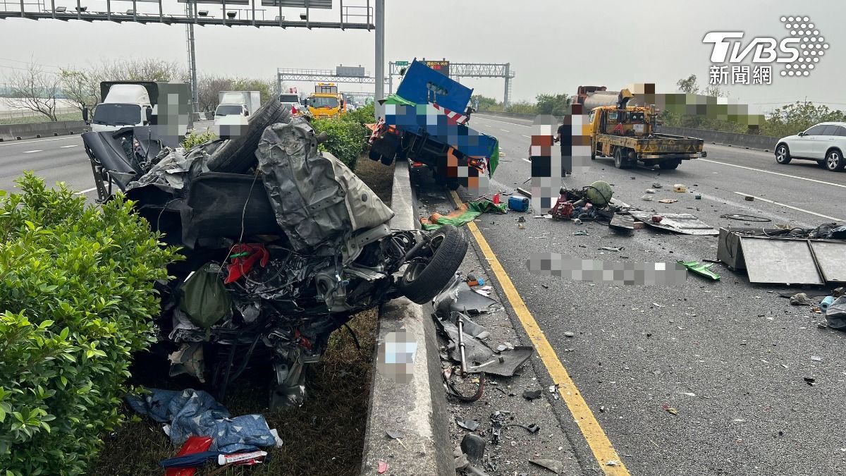 破碎現場曝!國1嘉義水上段嚴重車禍 女無呼吸心跳送醫不治