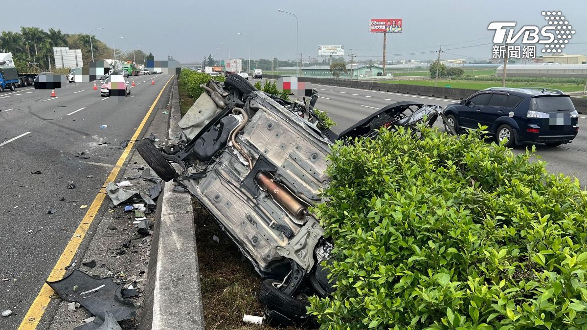 國道一號-連環追撞-過失致死-大貨車追撞-嘉義水上路段-國道一號南向271.2公里-國道大貨車追撞-國道撿手機追撞-貨車駕駛撿手機-國道大貨車撿手機撞死人
