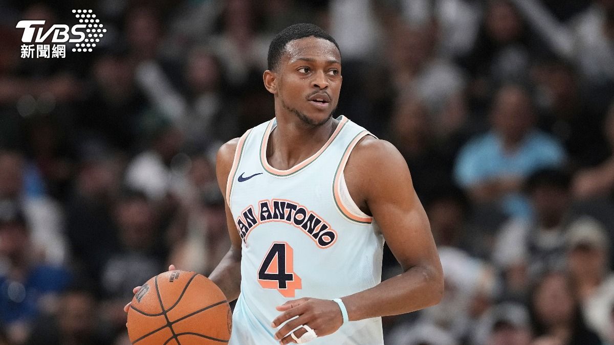 NBA/馬刺開坦!福克斯宣布「左小指動刀」 本季提前報銷