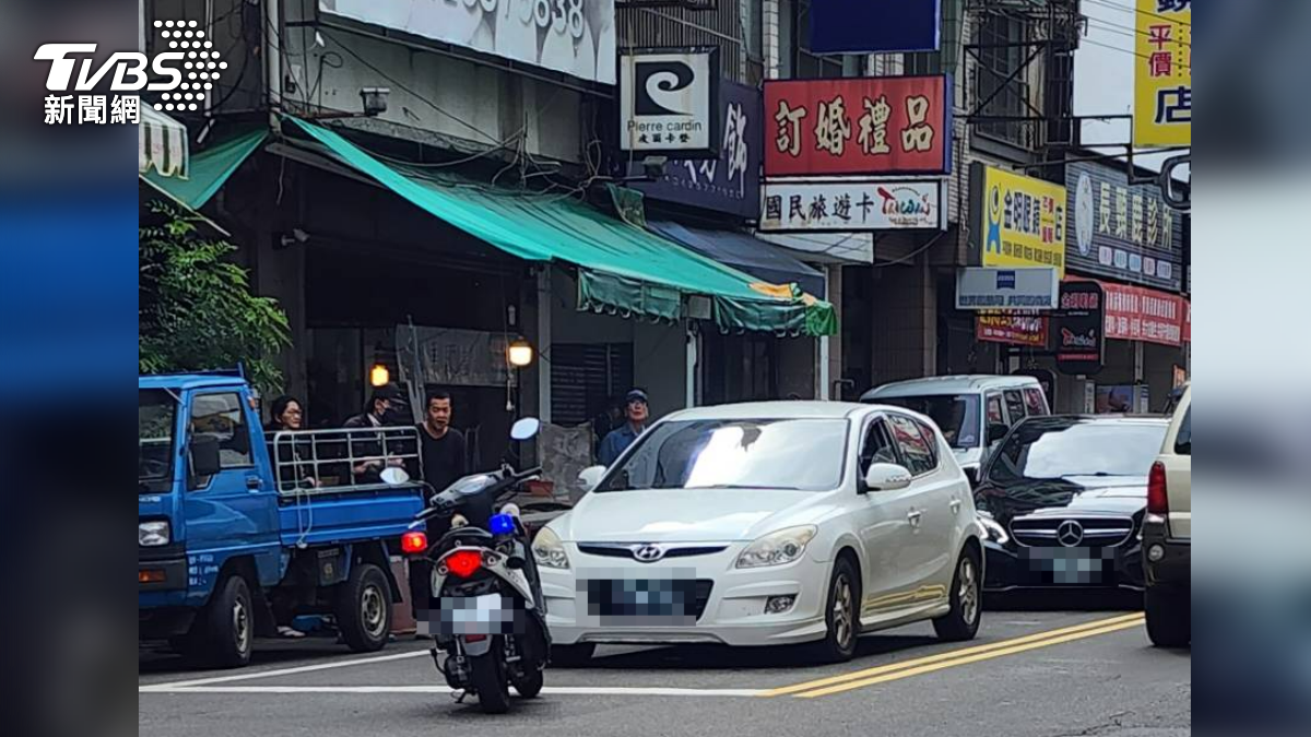 台中東勢通緝犯遭警方追緝。(圖/民眾提供)