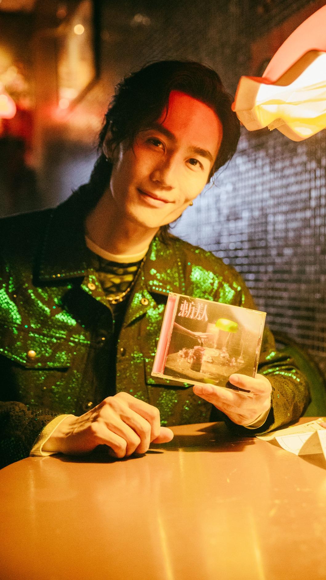 李英宏持續衝刺音樂事業,暫時還沒有計畫結婚當爸。(圖/晝夜娛樂產業有限公司提供)