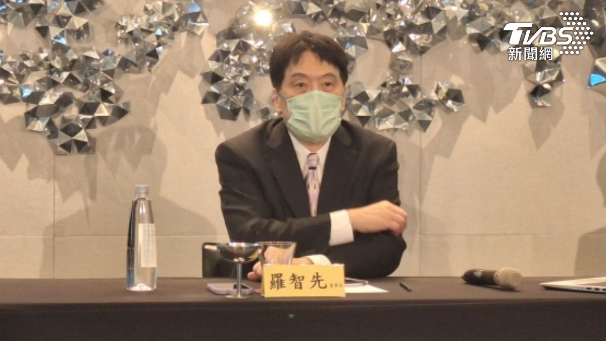 星巴克漲價原因曝!羅智先談「統一產品調漲」:自有盤算