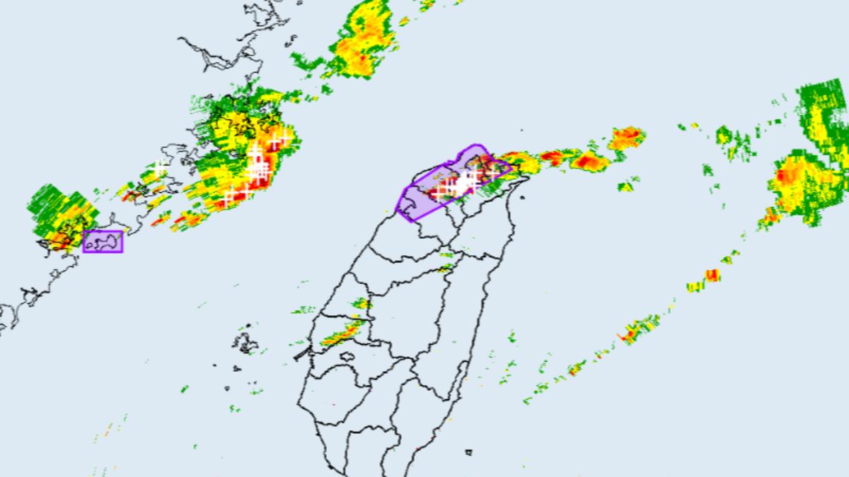 天氣/外出注意!鋒面通過「大雷雨轟8縣市」 小心短時強降雨
