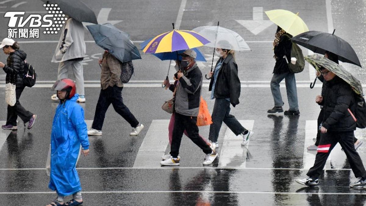 天氣/國家警報響了!大雷雨「狂轟7縣市」 留意打雷、閃電