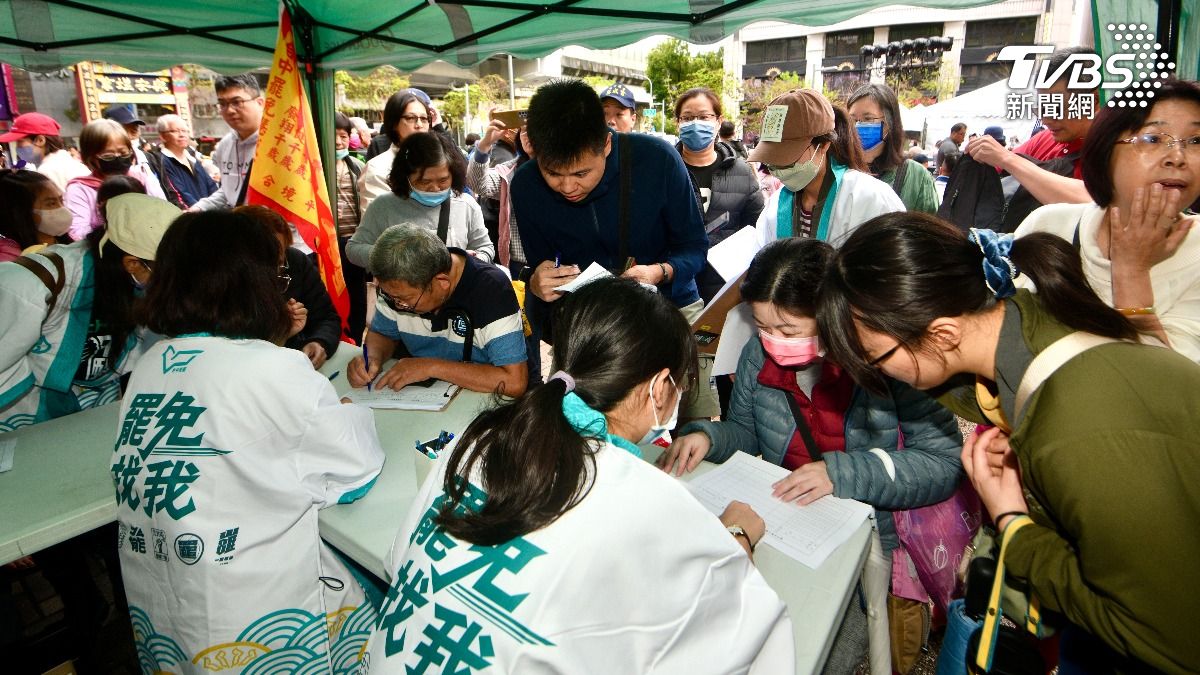 內幕／罷藍委邊抓戰犯！罷團「揭瘡疤」時機到　連署爭議浮上檯面
