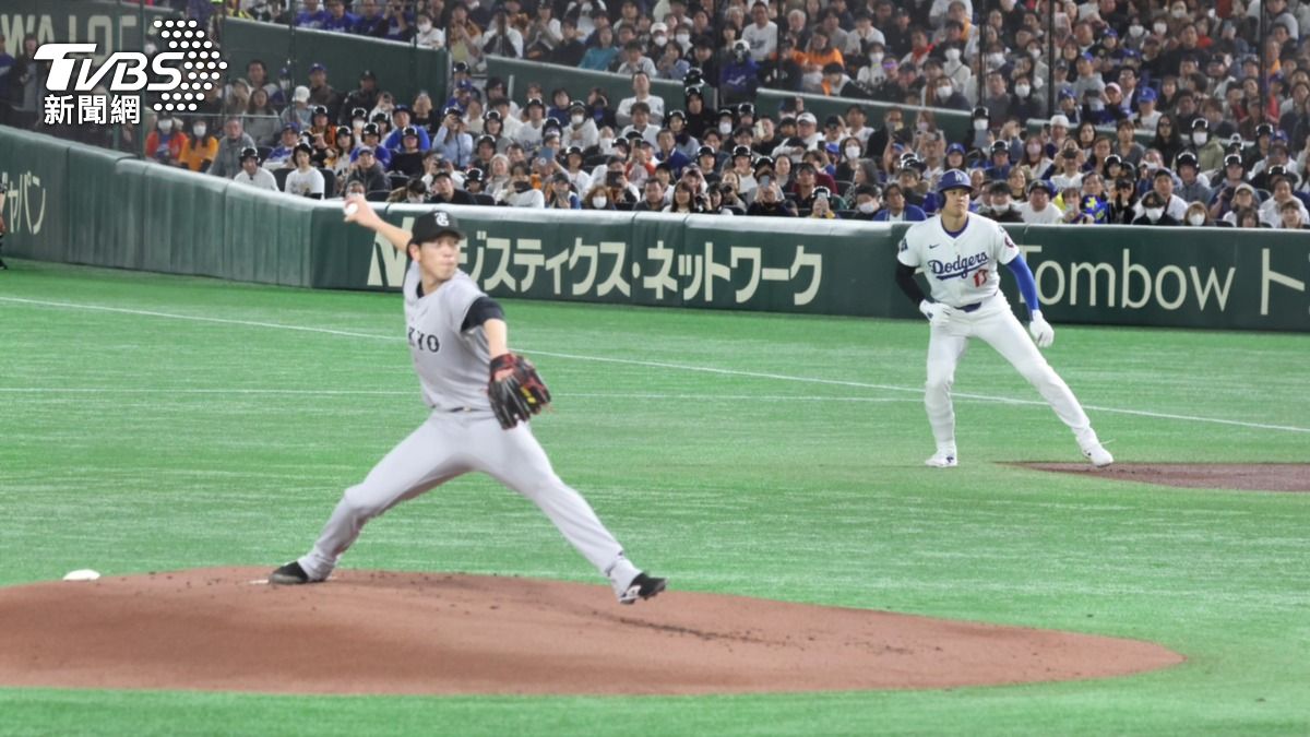 大谷首打席選到四死上壘。(圖/李建緯攝)