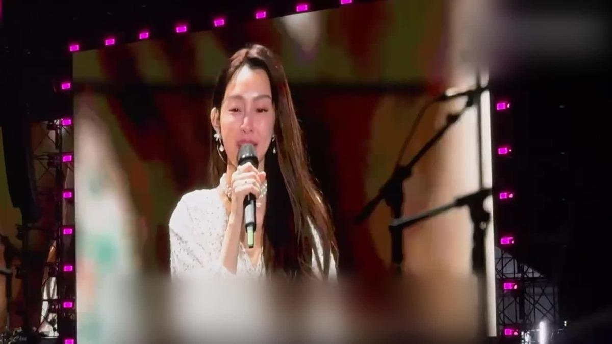 范瑋琪登拼盤演出「憶大S淚崩」 薛凱琪想到方大同「哭到演出中斷」