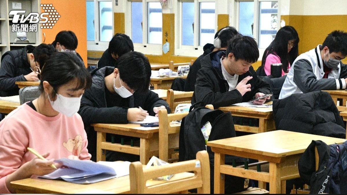 114學年「繁星推薦」放榜了！9時開放查詢　錄取率64.12%