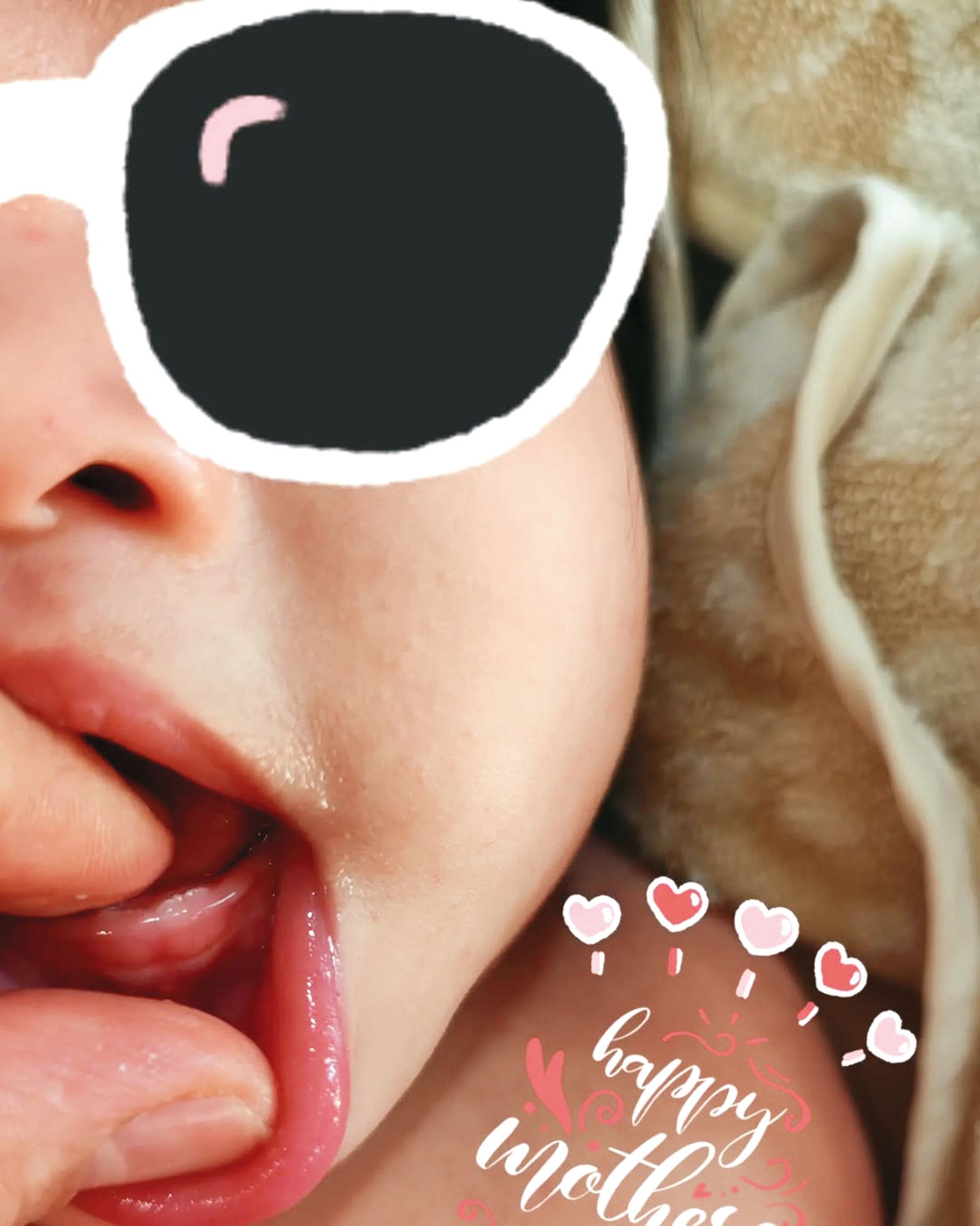 林依晨鮮少在社群發親子文，難得在女兒長牙時發母親節紀念文。（圖／翻攝自林依晨IG）