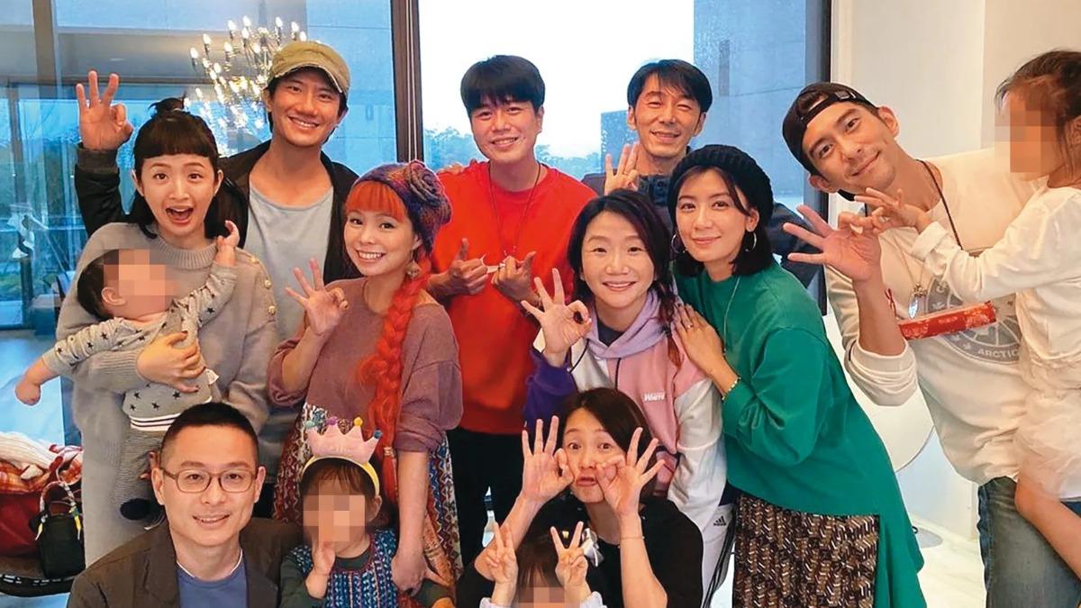 【林依晨喜迎二胎2】公婆神隊友！林依晨忙帶小孩、工作　抽空單約遠距尪維持戀愛感