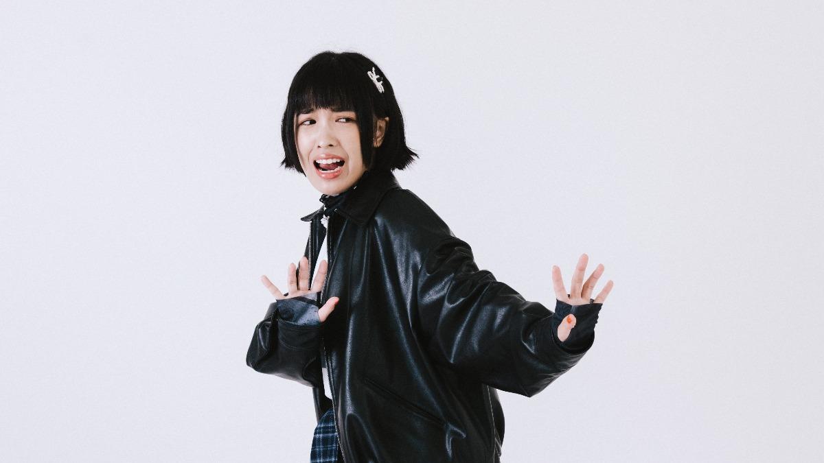 「喜劇泰勒絲」《分手歌》爆紅! 睽違 2 年推專場狂嗆:比博恩還純