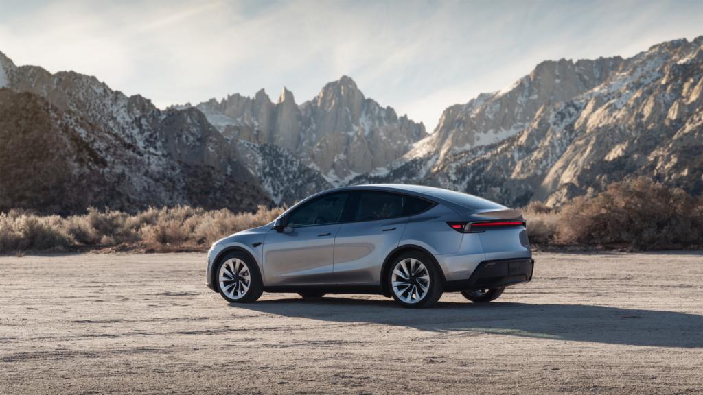 除了Model Y低成本版本,Tesla還計劃於2025年底於中國市場推出六座版本。(圖/翻攝自Tesla)