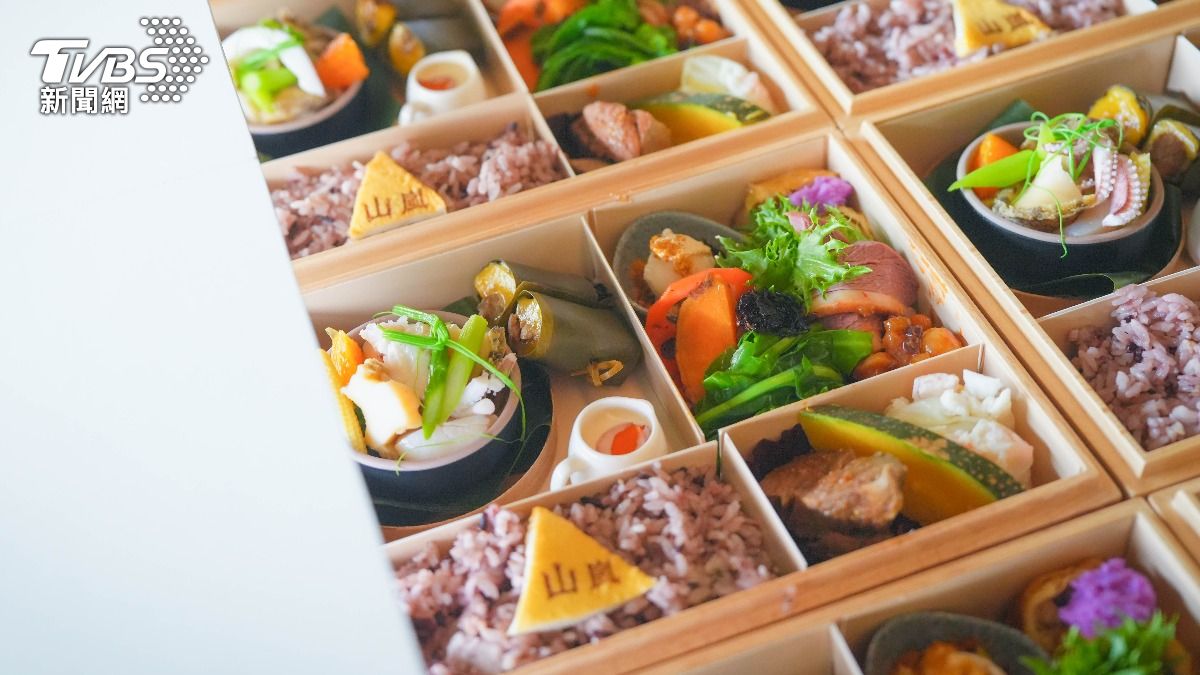 餐點透過六大主題拼湊出花東山嵐景緻。(圖/華子琛攝)