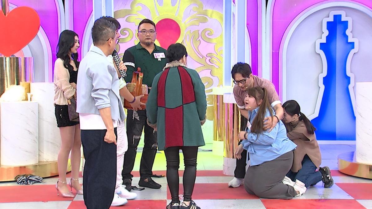 錄一半「正宮暴打小三」!來賓婚內出軌大鬧攝影棚 利菁嚇壞了