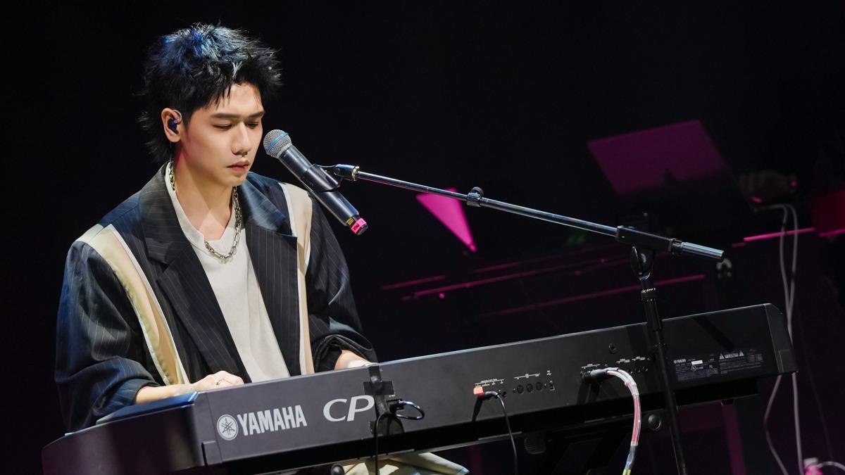 IU、朴寶劍助攻!蔡旻佑浪漫驚喜不藏了 談情自爆一見鍾情派