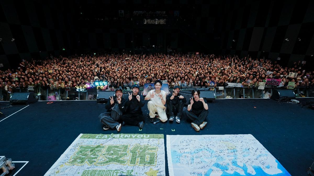蔡旻佑趕在巡演最終場完成新歌,並首唱給歌迷聽。(圖/人見人愛娛樂提供)