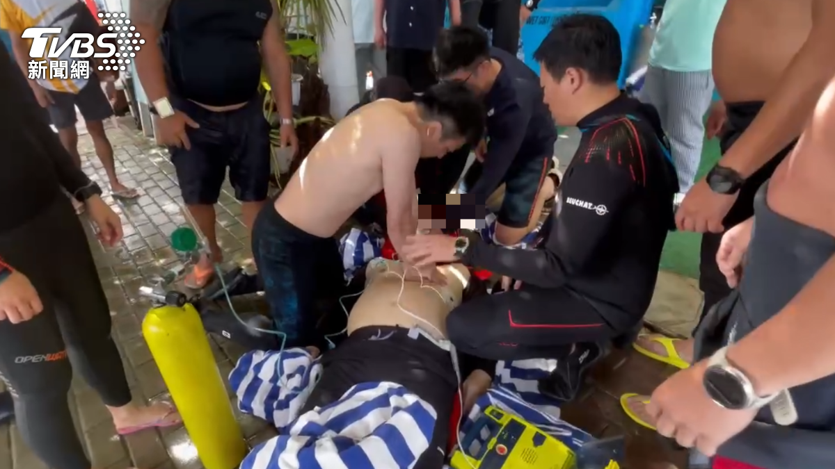 韓籍潛水客恢復呼吸心跳。(圖/TVBS)