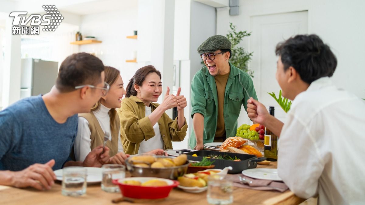 愛一起吃飯助攻!台灣取代新加坡 榮登「亞洲最幸福國家」