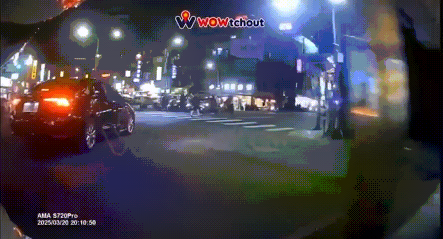 行車紀錄器畫面曝光。(圖/翻攝自WoWtchout - 地圖型行車影像分享平台)