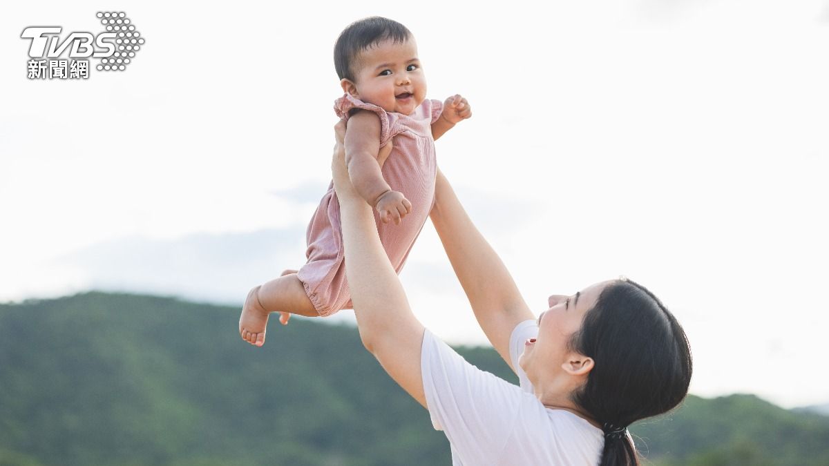 小孩手一拉就脫臼!4動作恐致「牽拉肘」 醫教1招緊急復位