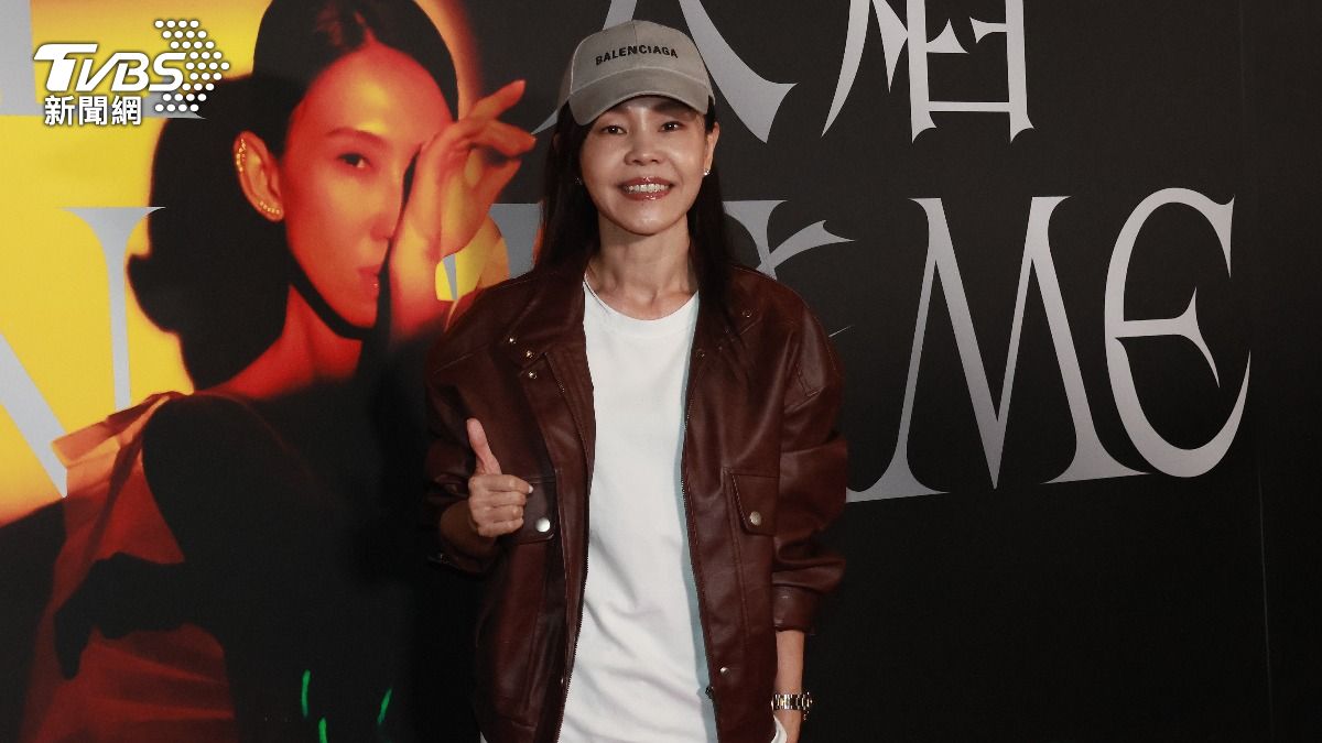彭佳慧早上去信義區追星,晚上來小巨蛋看演唱會。(圖/張哲鳴攝)