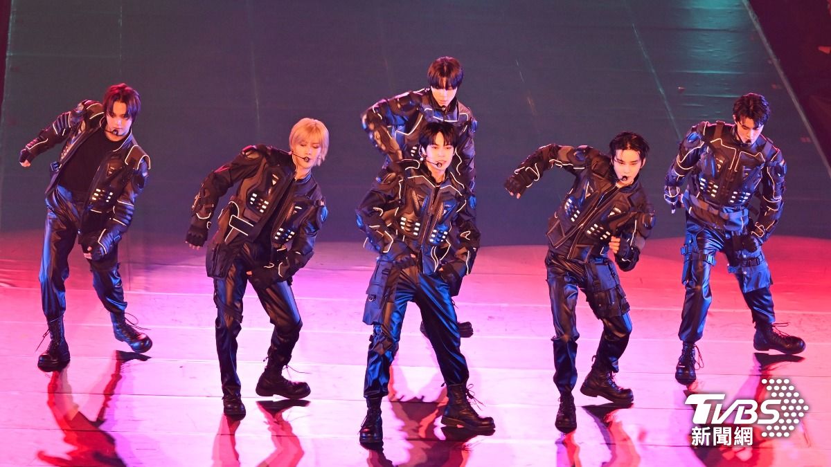 NCT 127首開唱!Johnny突喊「乾」嚇瘋翻譯 道英要粉絲別說謊