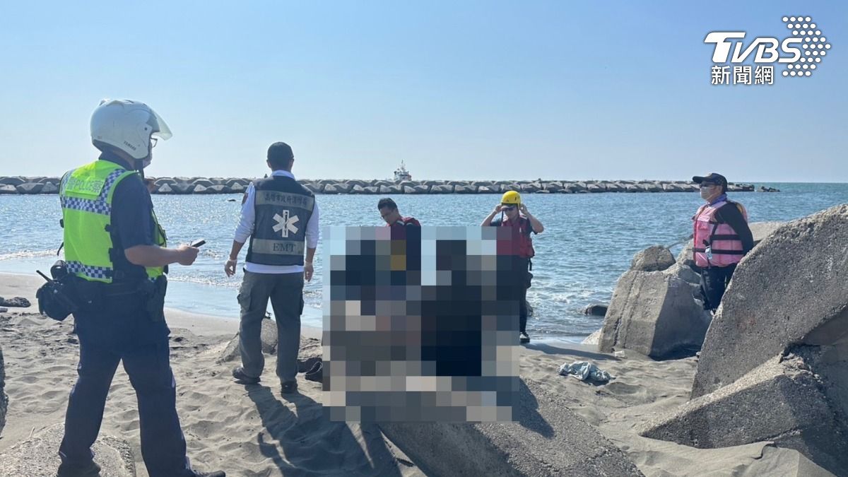 警消獲報後立即前往搜救。（圖／TVBS）