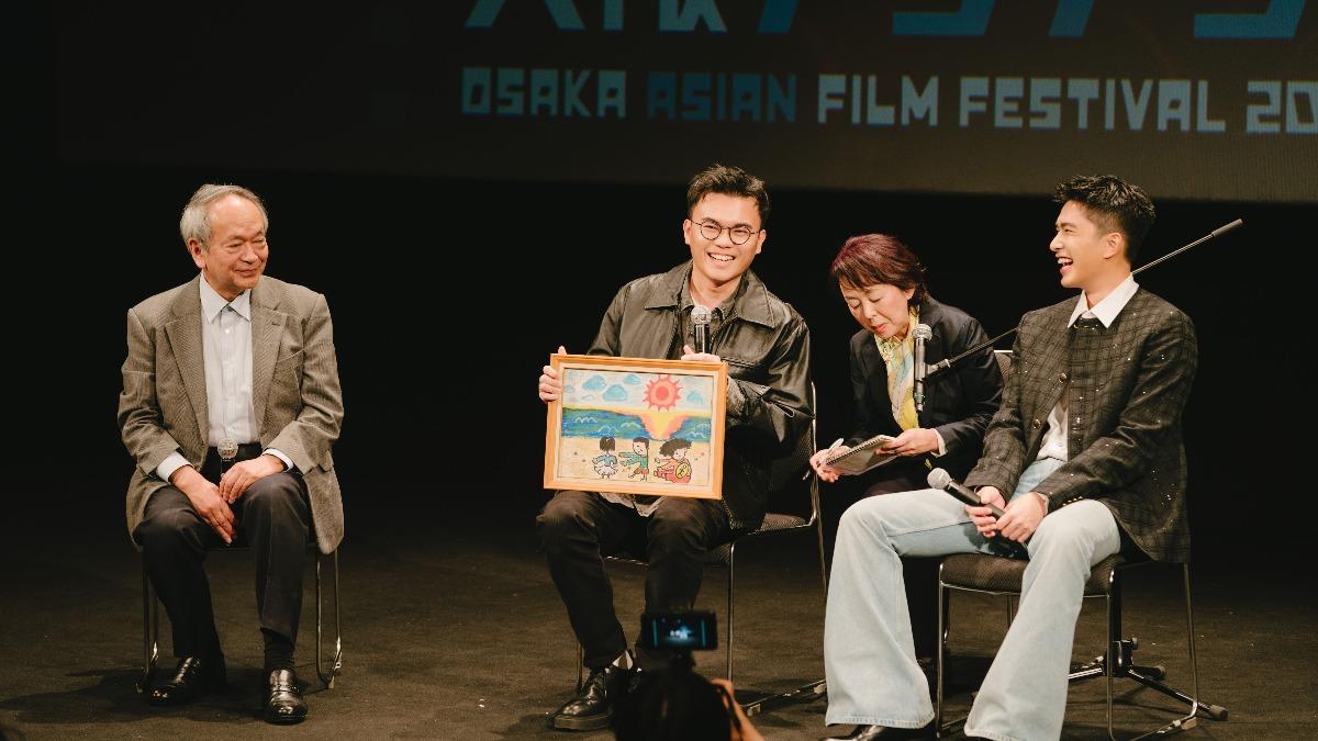 曾敬驊在映後座談分享拍攝趣事。(圖/牽猴子提供)