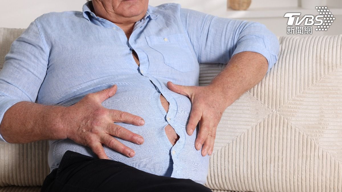 男子屬於腹部肥胖類型。(示意圖/shutterstock 達志影像)