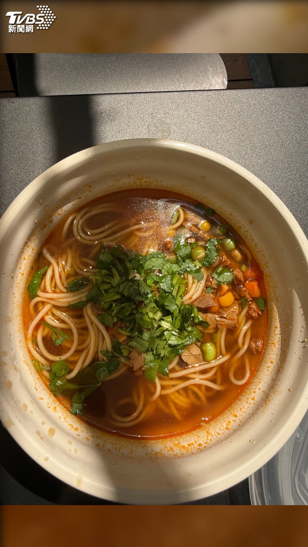 深圳無人麵館6元人民幣牛肉麵。(圖:陳相如攝)
