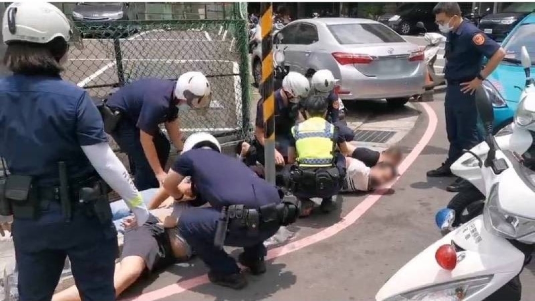 新北市警察局「快打3.0」見成效，強勢壓制街頭暴力，全力守護市民夜間安全。(圖片來源：新北市政府警察局)