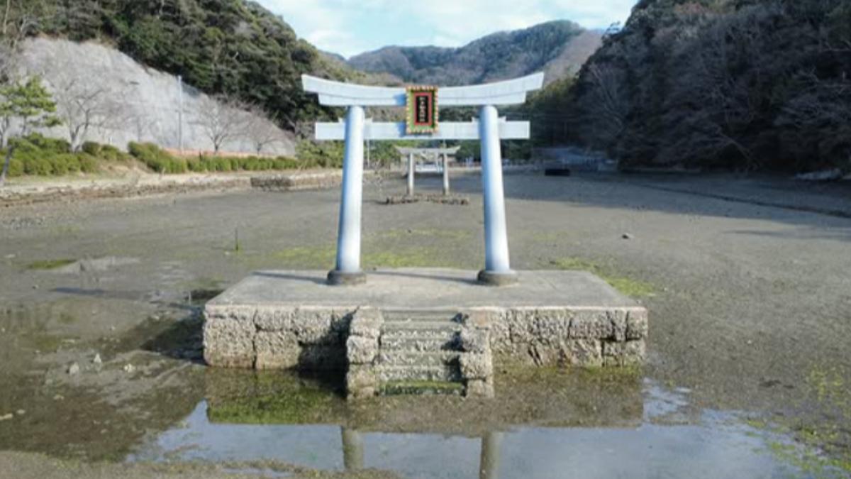 香油錢失竊、遊客偷抽菸 日本神社怒了:禁止觀光客入內