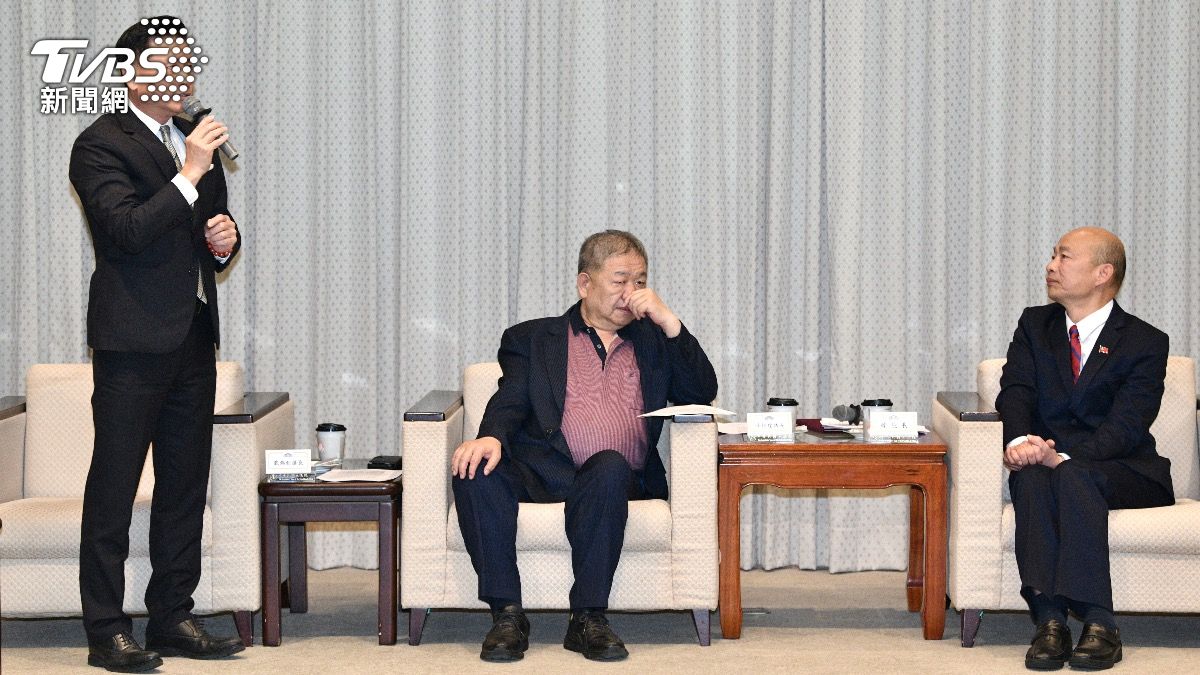 全國正副議長聯誼會拜會韓國瑜,商討助理費除罪化事宜。(圖/胡瑞麒攝)