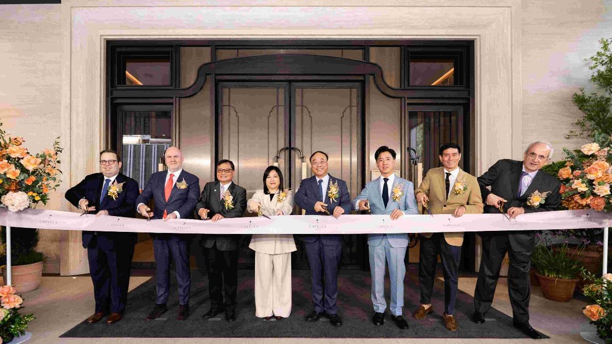 臺北嘉佩樂酒店總經理Dennis Laubenstein(左起) 、嘉佩樂酒店集團總裁Cristiano Rinald(圖/業者提供)