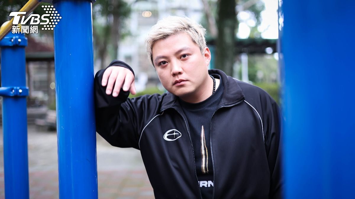 獨/曾月收掛零!玖壹壹師弟搖身總經理 求神驚收頭籤嚇壞了