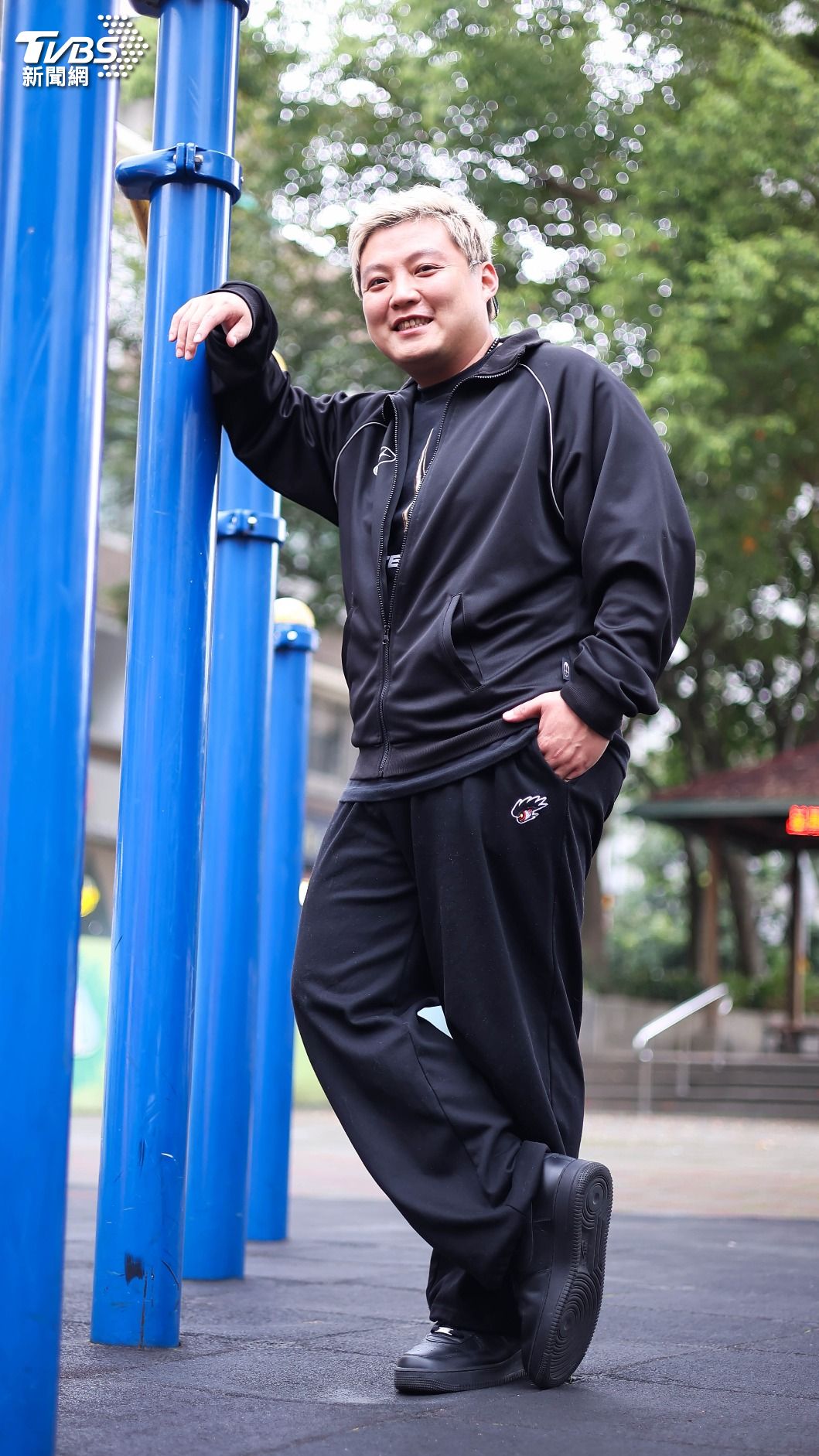 歐吉虎自嘲是易胖體質,近期常和老闆洋蔥健身。(圖/張哲鳴攝)