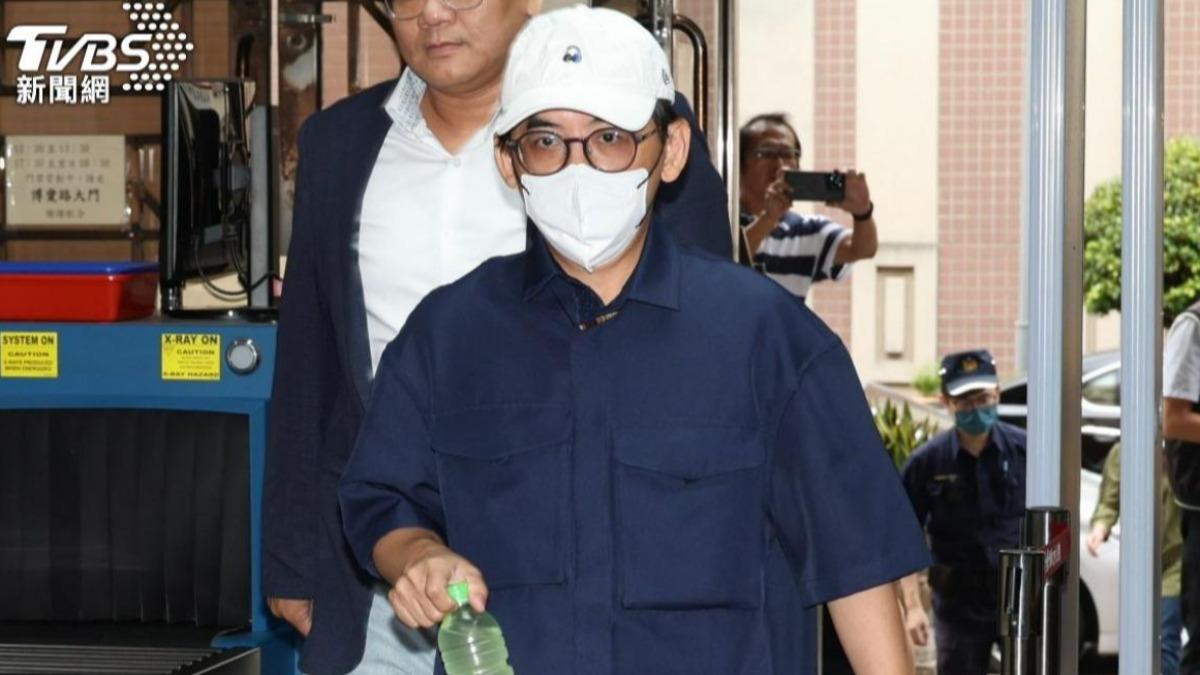 14歲女被侵犯228次!黃子佼註冊變態論壇 郁方爆怒:關到死