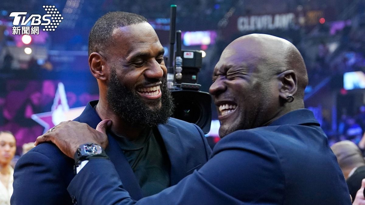 NBA/詹姆斯節目透露與喬丹「沒聯絡」 自認兩人仍在競爭