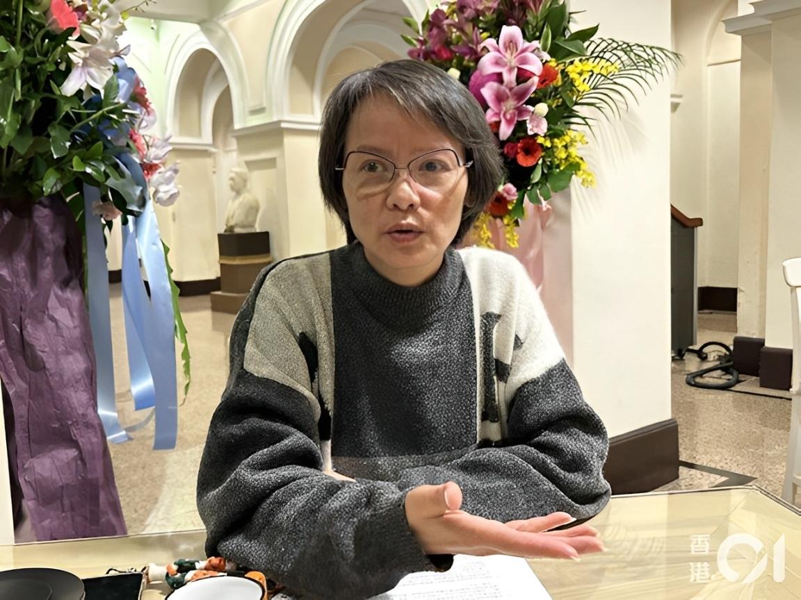 台灣北一女國文教師區桂芝。(圖/香港01)