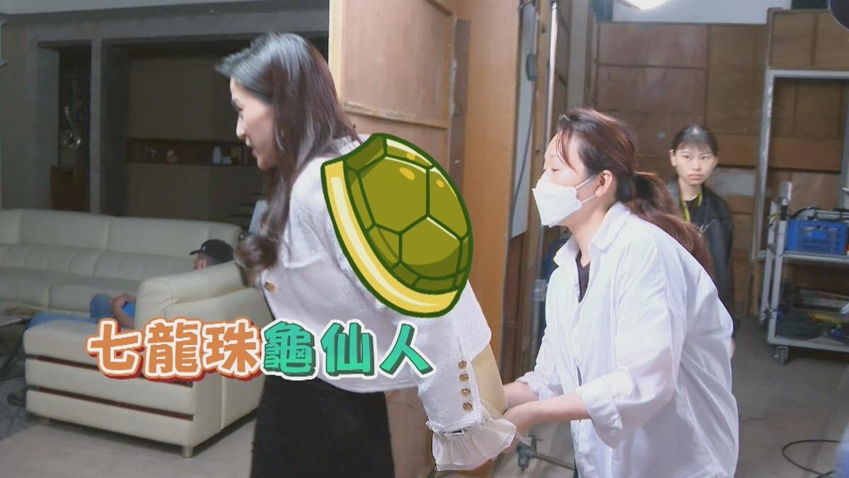 楚宣幫倪齊民擋災,肉身對抗中藥罐。(圖/民視提供)