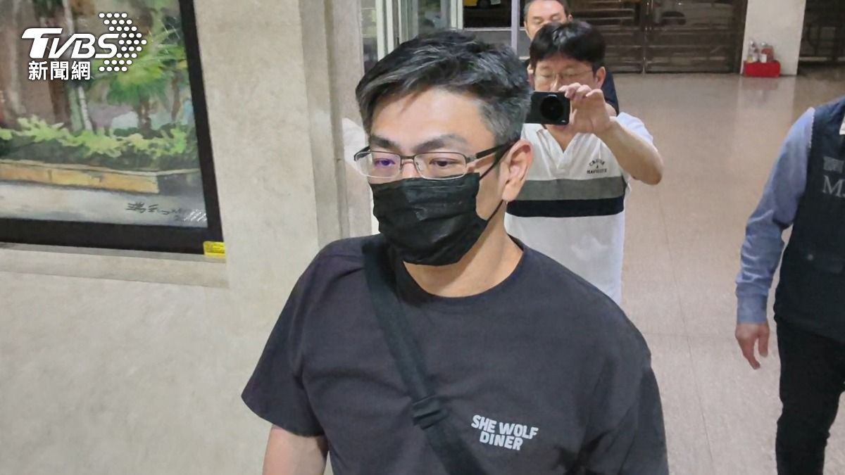 女主嫌羅佩雯的密友楊國隆，今（28）日凌晨遭聲押禁見。（圖／陳冠宇攝）