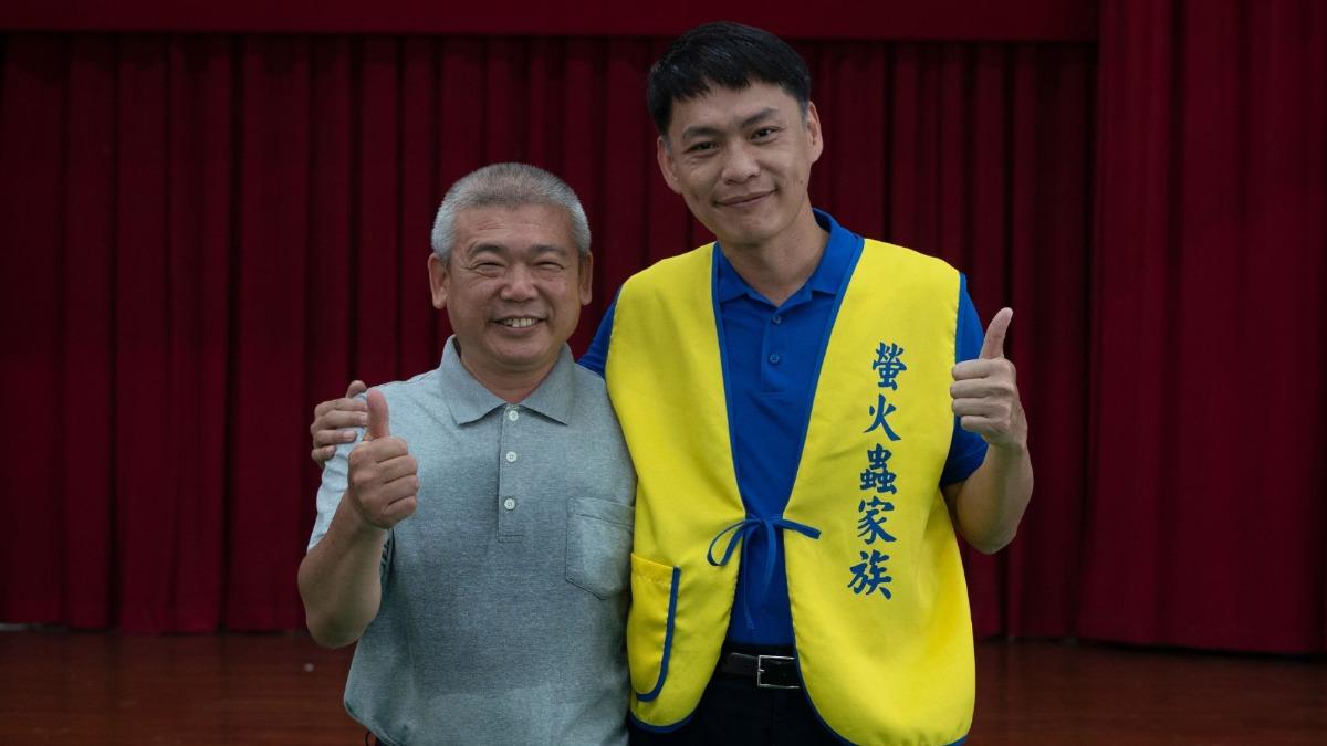 黃鐙輝（右）擔任監獄講師。（圖／大愛提供）