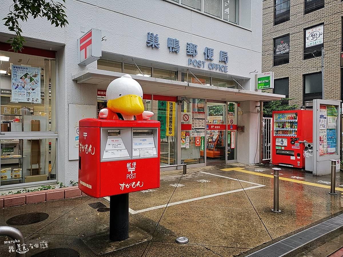 鴨巢郵局前,也有一個非常可愛的造型鴨鴨郵筒。(圖/Maruko與美食有個約會提供)