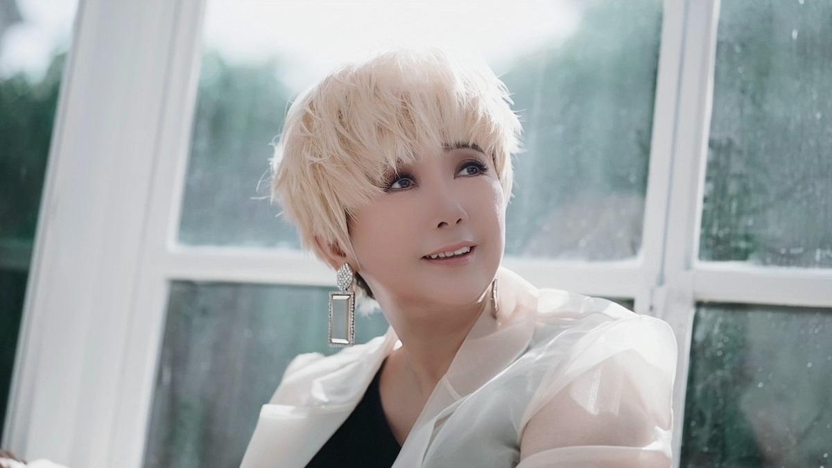 周思潔曾經負債上億，花了17年清償債務。（圖／萊格悠國際文化提供）