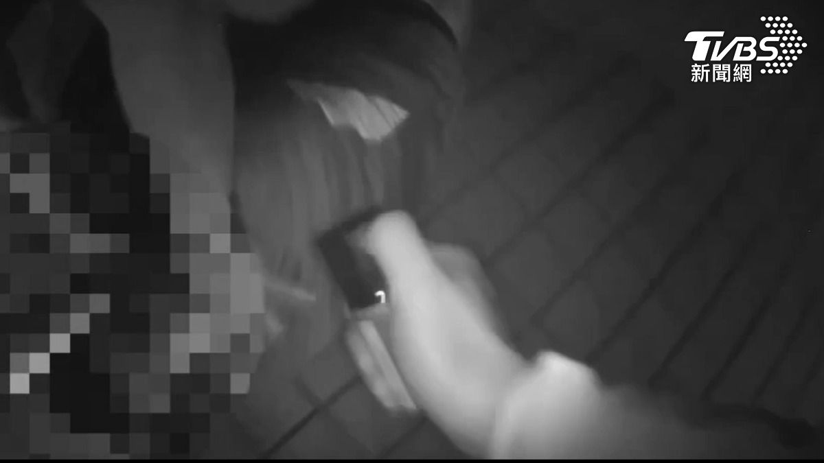 新北男亮刀恐嚇店家還持毒!他遭噴辣椒水送辦竟「PO文嗆警」