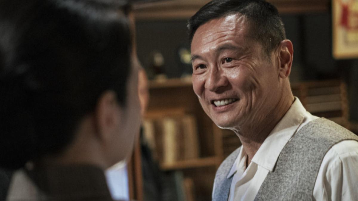 張世與潘儀君從兄妹變夫妻,在《搜查瑠公圳》合作默契十足。(圖/伯樂影業提供)